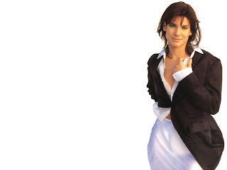 Sandra Bullock Sexy Pose